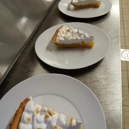 Du Marronnier Oda ve Kahvaltı *